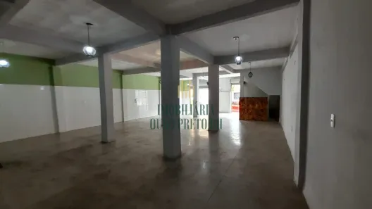 Loja / Salão / Ponto Comercial para alugar, 180m² no Conjunto Habitacional Morro Alto, Vespasiano