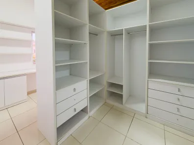 Casa de Condomínio com 3 Quartos à venda, 180m² no Luiz Gonzaga, Caruaru