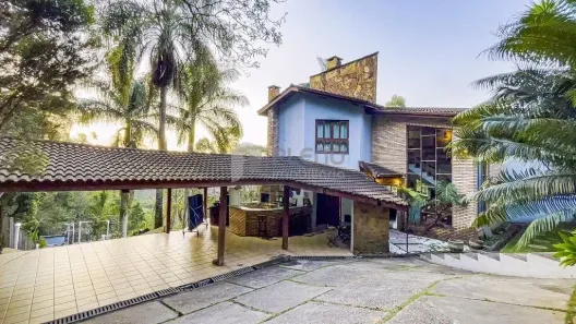 Casa de Condomínio com 4 Quartos para alugar, 320m² no Caraguatá, Mairiporã