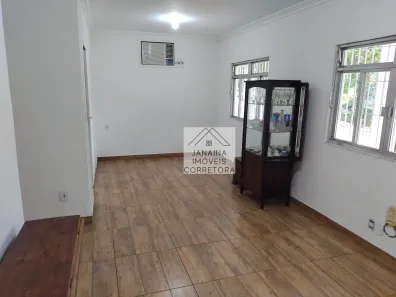 Fazenda / Sítio / Chácara com 3 Quartos à venda, 218m² no Limoeiro, Guapimirim