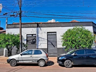 Conjunto Comercial / Sala para alugar, 262m² no Centro, Arapongas