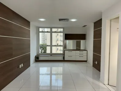 Conjunto Comercial / Sala para venda ou aluguel, 51m² no Centro, Curitiba