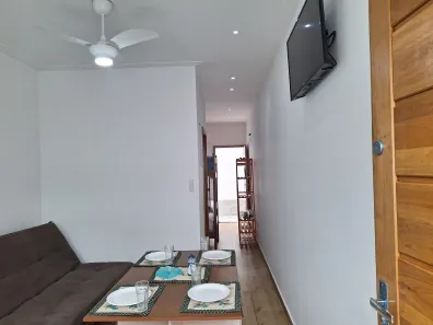 Kitnet com 1 Quarto para alugar, 25m² no Guaiúba, Guarujá