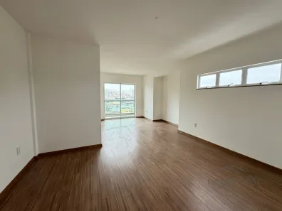 Kitnet com 1 Quarto à venda, 42m² no São Pedro, Juiz de Fora