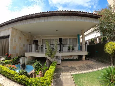 Casa Comercial com 4 Quartos à venda, 250m² no Centro, Campos dos Goytacazes