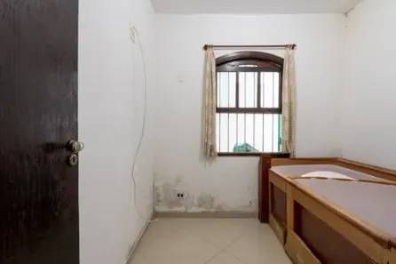 Sobrado com 4 Quartos à venda, 230m² no Jardim Santa Terezinha, Taboão da Serra