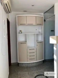 Conjunto Comercial / Sala para alugar, 90m² no Centro, Londrina