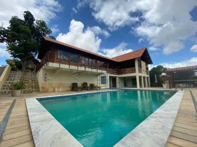 Casa de Condomínio com 4 Quartos à venda, 334m² no Alpes Suiços, Gravatá