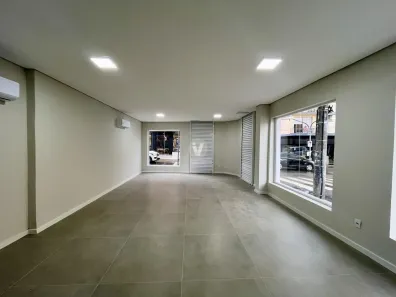 Prédio Inteiro com 4 Quartos para venda ou aluguel, 269m² no Centro, Santa Maria
