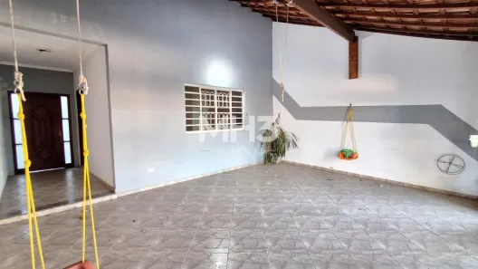 Casa com 3 Quartos para venda ou aluguel, 146m² no Jardim das Palmeiras, Sumaré