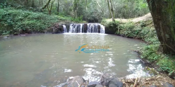 Fazenda / Sítio / Chácara com 3 Quartos à venda, 96800m² no , Guaraniaçu