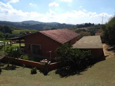 Fazenda / Sítio / Chácara com 5 Quartos à venda, 250m² no , Mairinque
