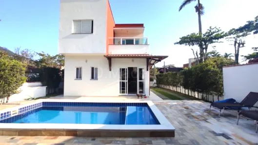 Casa com 3 Quartos para alugar, 342m² no Lagoinha, Ubatuba