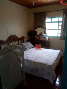 Fazenda / Sítio / Chácara com 3 Quartos à venda, 450m² no , Sarapuí