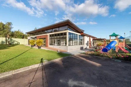 Fazenda / Sítio / Chácara com 4 Quartos à venda, 550m² no Jardim Karla, Pinhais