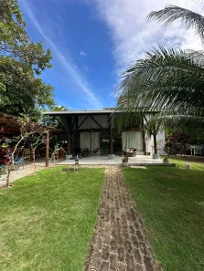 Casa de Condomínio com 4 Quartos para venda ou aluguel, 1300m² no Busca Vida (Abrantes), Camaçari
