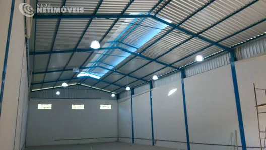 Galpão / Depósito / Armazém à venda, 370m² no Belo Vale, Santa Luzia