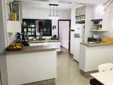 Sobrado com 4 Quartos à venda, 223m² no Bocaina, Ribeirão Pires