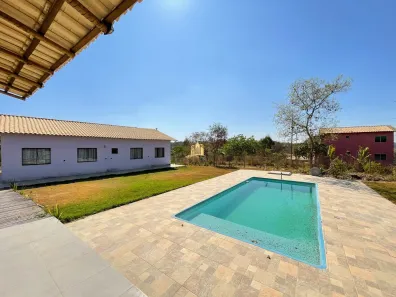 Fazenda / Sítio / Chácara com 4 Quartos à venda, 1000m² no , Esmeraldas