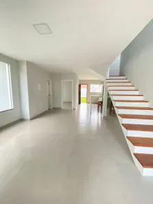 Sobrado com 3 Quartos à venda, 118m² no Mirante das Agulhas, Resende