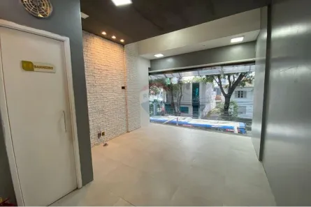 Loja / Salão / Ponto Comercial para alugar, 27m² no Graças, Recife