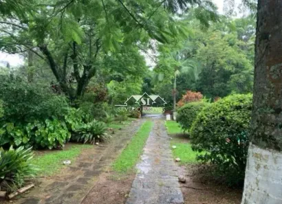 Fazenda / Sítio / Chácara com 4 Quartos à venda, 170m² no Maravilha, Paty do Alferes