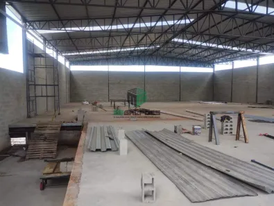 Galpão / Depósito / Armazém à venda, 1300m² no Distrito Industrial Jardim Piemont Norte, Betim