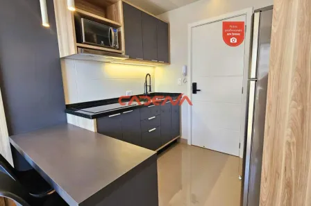 Apartamento com 1 Quarto para alugar, 28m² no Centro, Curitiba