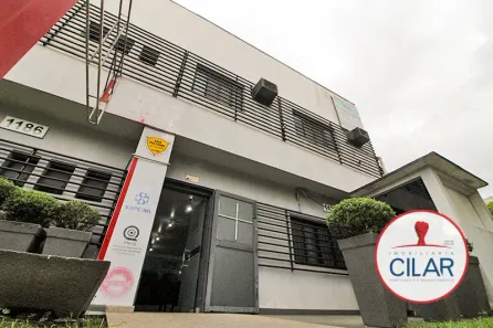 Prédio Inteiro à venda, 929m² no Rebouças, Curitiba