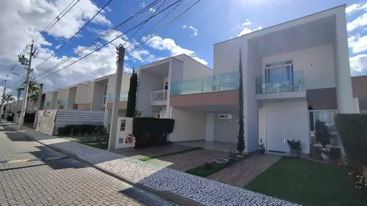 Casa de Condomínio com 3 Quartos à venda, 234m² no SIM, Feira de Santana