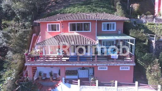Fazenda / Sítio / Chácara com 3 Quartos para venda ou aluguel, 300m² no Itaipava, Petrópolis