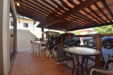 Casa de Condomínio com 4 Quartos à venda, 163m² no Buraquinho, Lauro de Freitas