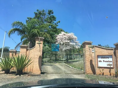 Fazenda / Sítio / Chácara com 4 Quartos à venda, 850m² no Caçapava Velha, Caçapava