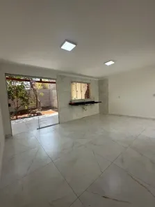 Casa com 3 Quartos à venda, 180m² no Jardim Scala, Trindade