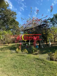 Fazenda / Sítio / Chácara com 3 Quartos à venda, 300m² no Chácaras Copaco, Arujá