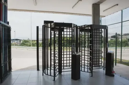 Galpão / Depósito / Armazém para alugar, 8152m² no Portão, Arujá