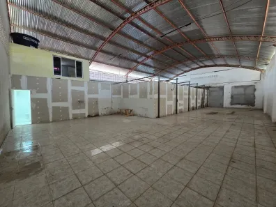 Galpão / Depósito / Armazém para alugar, 375m² no Planalto Boa Esperança, João Pessoa
