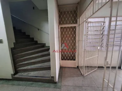 Conjunto Comercial / Sala para alugar, 24m² no Aterrado, Volta Redonda