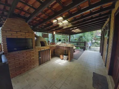 Casa de Condomínio com 3 Quartos à venda, 170m² no , Resende