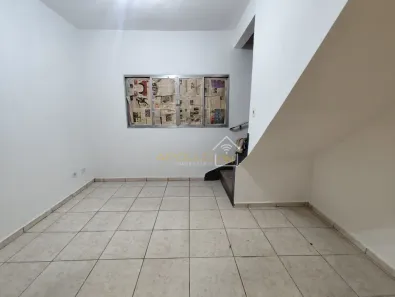 Sobrado com 2 Quartos à venda, 123m² no Vila Voturua, São Vicente