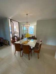 Casa de Condomínio com 3 Quartos à venda, 315m² no Residencial Vieira, Trindade