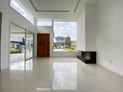 Casa de Condomínio com 4 Quartos à venda, 193m² no , Xangri-Lá