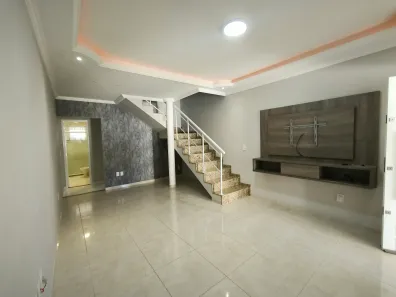 Casa com 2 Quartos à venda, 105m² no Pontinha, Araruama