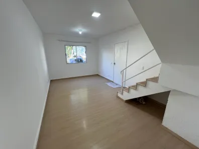 Casa de Condomínio com 2 Quartos para alugar, 60m² no Sítio das Paineiras/California, Barueri