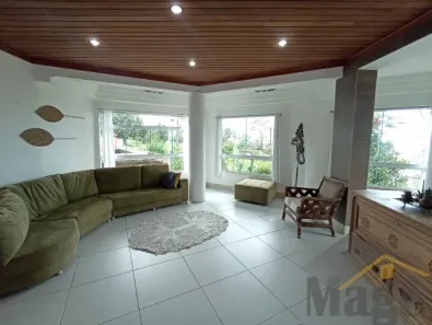Sobrado com 3 Quartos para alugar, 247m² no Enseada, Guarujá