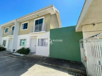 Sobrado com 3 Quartos à venda, 70m² no Vila São Tiago, Piraquara