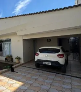 Casa com 2 Quartos à venda, 250m² no Centro, Embu das Artes