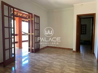 Fazenda / Sítio / Chácara com 2 Quartos para alugar, 150m² no Alpes das Águas, São Pedro