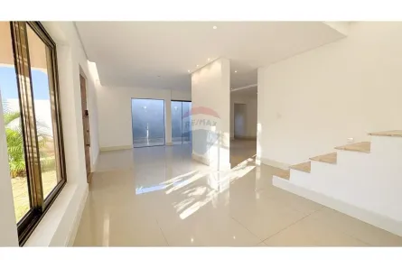 Sobrado com 4 Quartos à venda, 318m² no Grande Colorado, Brasília