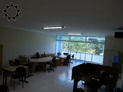 Prédio Inteiro à venda, 900m² no Centro, Jandira